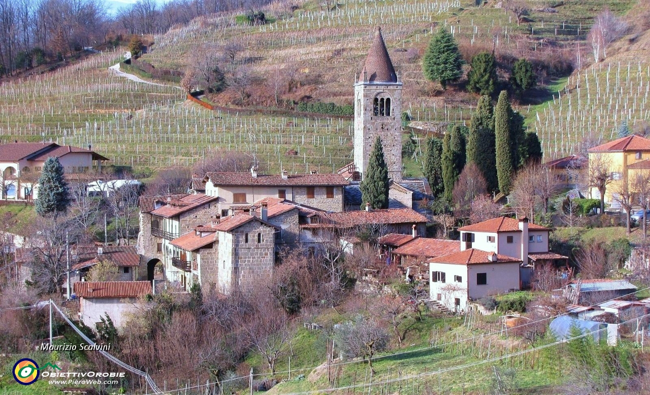 28 L'Abbazia di Sant'Egidio in Fontanella....JPG